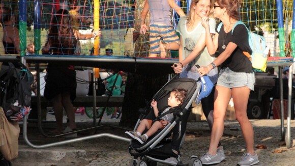 Fernanda Gentil passeia com namorada, Priscila Montandon, e filhos no Rio. Fotos