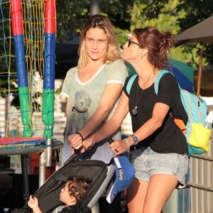 Fernanda Gentil levou o filho para passear com a namorada, Priscila