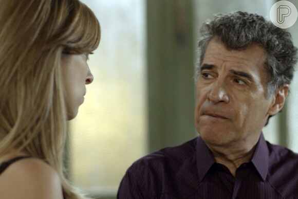 Marisa (Júlia Rabello) está usando a gravidez para extorquir Haroldo (Paulo Betti), na novela 'Rock Story'