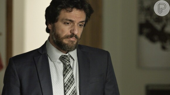 Caio (Rodrigo Lombardi) decide se casar com Leila (Lucy Ramos) na novela 'A Força do Querer'
