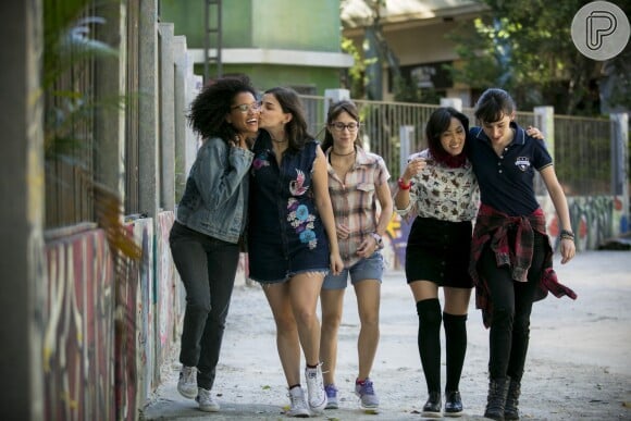 Keyla (Gabriela Medvedovski), Tina (Ana Hikari), Ellen (Heslaine Vieira), Benê (Daphne Bozaski) e Lica (Manoela Aliperti) são as protagonistas de 'Malhação - Viva a Diferença'
