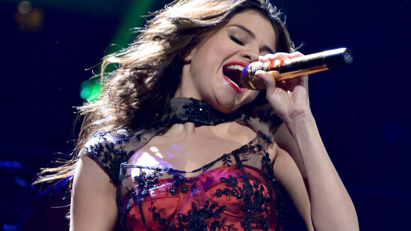 Selena Gomez volta aos palcos nesse final de semana após hiato: 'Estou tão bem'