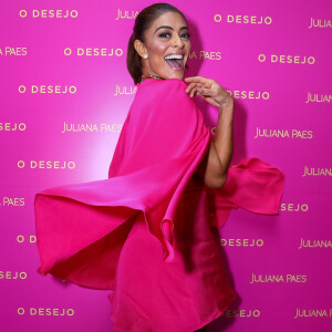 'Eu até faria aqui no Brasil, mas eu já sou conhecida, então as pessoas se comportam diferente', disse Juliana Paes