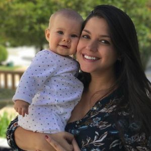 Thais Fersoza evita fotos de fãs com a filha, Melinda, como contou em entrevista no Facebook da revista 'Glamour' nesta quinta-feira, dia 04 de maio de 2017