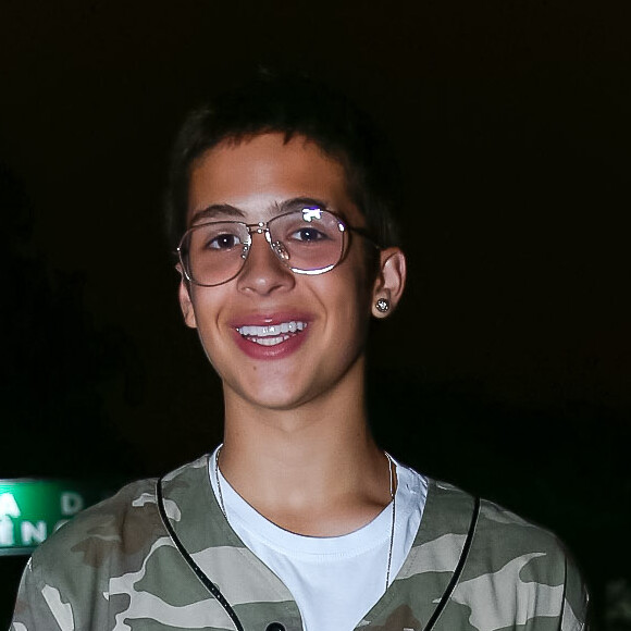 João Guilherme Ávila esbanjou estilo ao curtir o show 'Festa das Patroas'