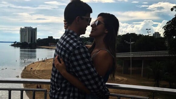 Ex-BBB Manoel avalia relação com Vivian após viagem: 'Unidos e fortalecidos'