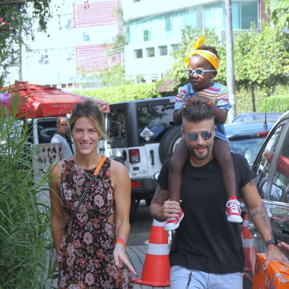 Casada com Bruno Gagliasso, Giovanna Ewbank lembrou primeiro encontro com Títi