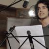 Sam Alves interpreta a canção 'Counting Stars' em seu primeiro clipe