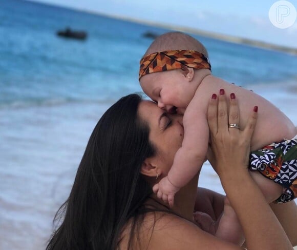Grávida do segundo filho, Thais Fersoza já é mãe de Melinda, de 9 meses