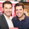 Dr. Fernando Gomes, do 'Encontro', lançou o livro 'Neurociência do Amor' nesta terça-feira, 9 de maio de 2017, e foi prestigiado pelo jornalista Lair Rennó