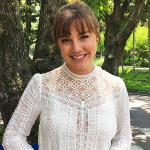 'No momento eu estou solteira, curtindo esta fase. Estou me conhecendo melhor e está sendo maravilhoso', disse Alice Wegmann ao Purepeople