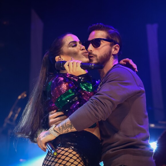 Anitta gravou com o colombiano Maluma e se apresentou com ele no Brasil
