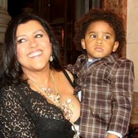 Regina Casé conta que Roque, filho de 4 anos, reconhece racismo: 'Pergunta'