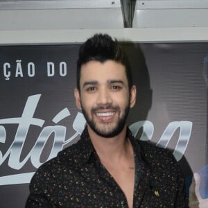 Gusttavo Lima repreende internauta por comentário maldoso: 'Respeita...Respeita o meu filho que nem nasceu e já está sendo julgado por uma pessoa hipócrita que nem você. '