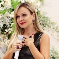 Eliana chora ao receber recado do filho, Arthur: 'Mamãe mais legal do mundo'