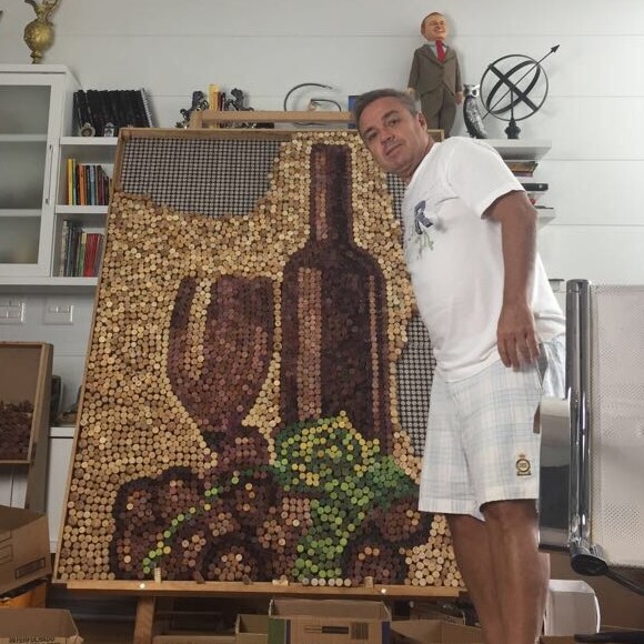 Gugu Liberato decidiu se dedicar às artes há um ano