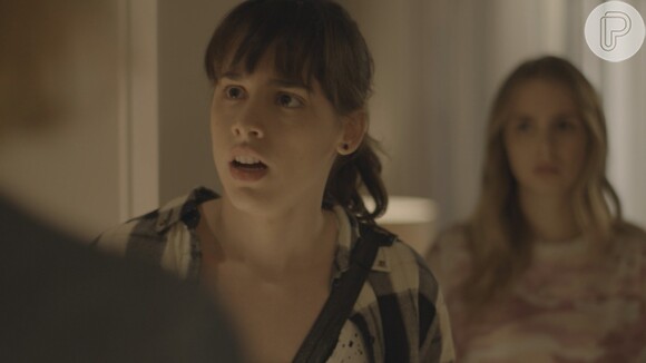 Lica (Manoela Aliperti) se revolta com o pai, Edgar (Marcello Antony), em 'Malhação - Viva a Diferença'