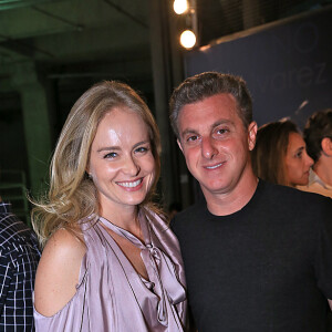 Angélica negou vontade do marido, Luciano Huck, em sair candidato à presidente em 2018: 'Não é o que ele quer'