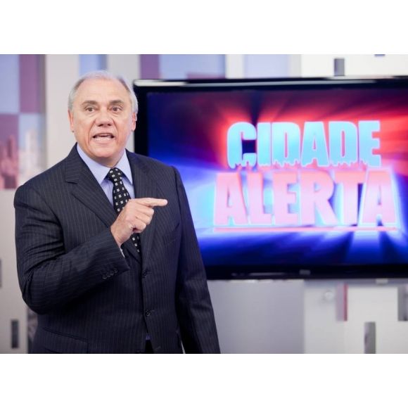 Marcelo Rezende agradeceu o pai dos fãs após seu diagnóstico