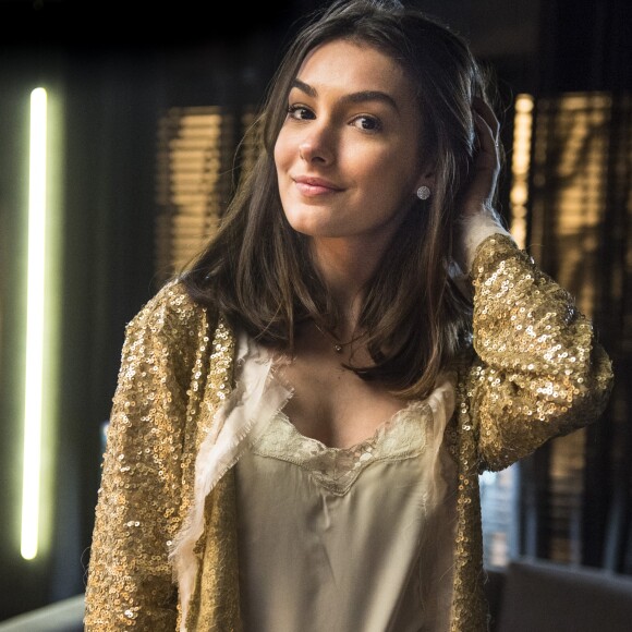 Reta final da novela 'Rock Story': Yasmin (Marina Moschen) vai sofrer nas mãos de estilista à la 'O Diabo Veste Prada'