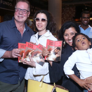 Luiz Fernando Guimarães, Fernanda Torres e Regina Casé, com o filho Roque, também prestigiaram o evento