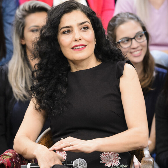 Letícia Sabatella se mostrou contra o impeachment da ex-presidente Dilma Rousseff