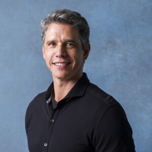 Marcio Garcia é criticado por desabafo sobre política e rebate seguidores na internet