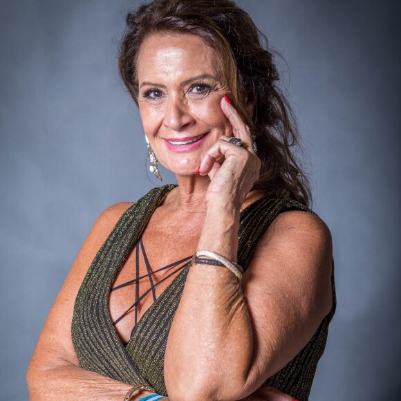 'Os filhos liberaram. Não teria problema nenhum', disse a ex-BBB Ieda Wobeto sobre ensaio sensual