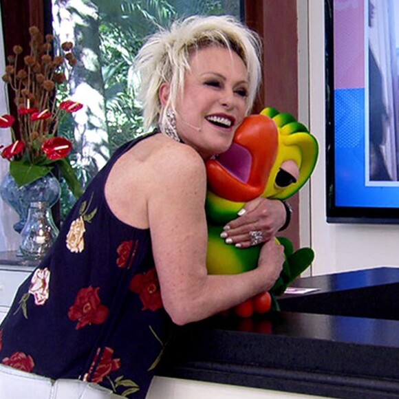 'Não é fácil envelhecer, diante ou não das câmeras', assumiu Ana Maria Braga