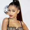 O empresário de Ariana Grande mandou mensagem para as vítimas em seu Twitter