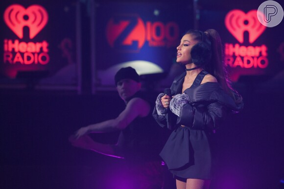 A polícia confirmou 22 mortes e 59 feridos no ataque terrorista após o show de Ariana Grande
