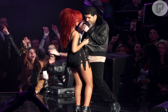 Rihanna e Drake estão namorando, em 17 de março de 2014