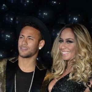 Neymar elogiou a irmã, Rafaella, e ela também compartilhou o elogio do jogador