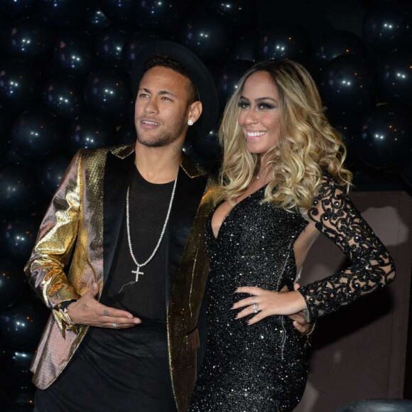 Neymar elogiou a irmã, Rafaella, e ela também compartilhou o elogio do jogador
