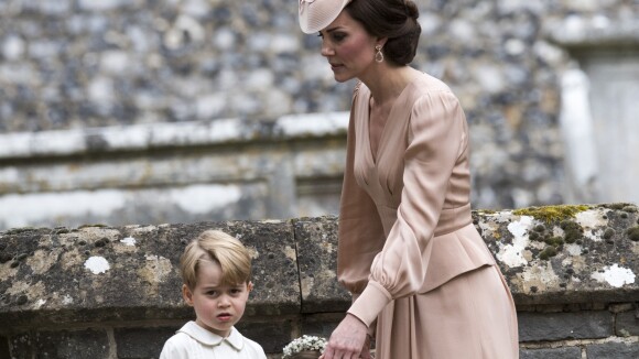 Choro de Príncipe George em casamento foi por vestido de noiva de tia. Entenda!