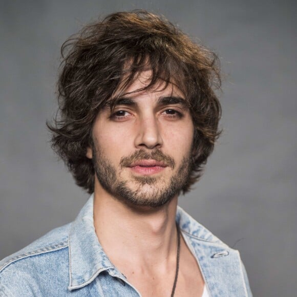 Fábio Jr aconselha Dan Stulbach, pai de Fiuk em 'A Força do Querer' em vídeo postado pelo ator em seu Twitter nesta quarta-feira, dia 24 de maio de 2017