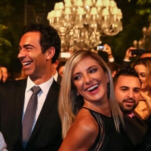 Ticiane Pinheiro e Cesar Tralli se divertiram com Tiago Abravanel