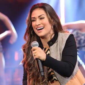 Simone, da dupla com Simaria, decidiu fazer uma dieta saudável