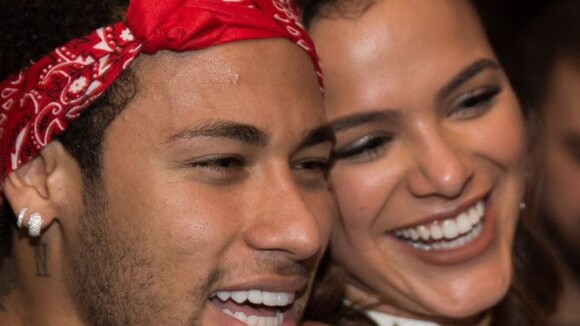 Neymar planeja férias com Bruna Marquezine no Brasil e em ilhas europeias
