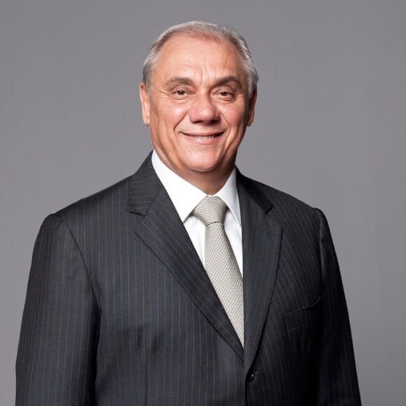 'Mais uma etapa da cura sob a orientação do Espírito de Deus', contou Marcelo Rezende em suas redes sociais