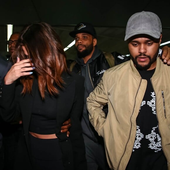 Selena Gomez acompanhou o cantor The Weeknd em sua passagem no Brasil