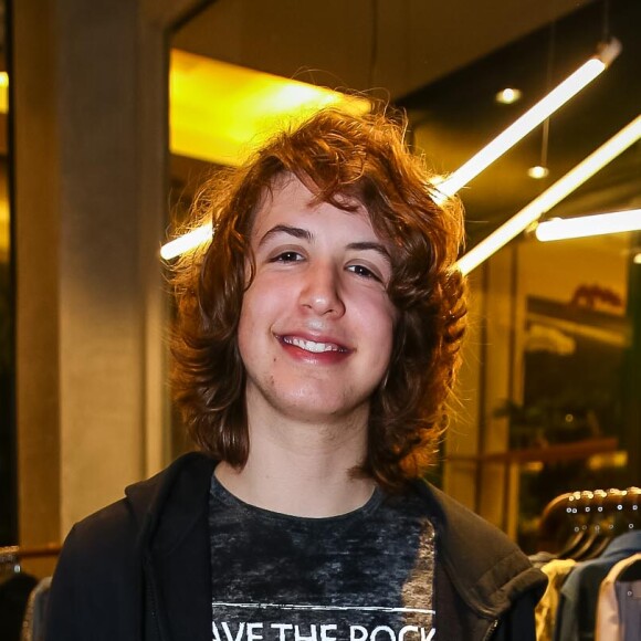 A coleção de Lucas Jagger é inspirada no rock n' roll