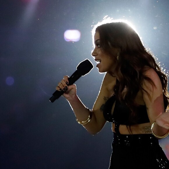 Anitta e Iggy Azalea se apresentaram juntas essa semana no programa 'The Tonight Show', de Jimmy Fallow