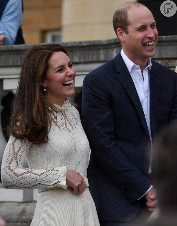 Casado com Kate Middleton, Príncipe William falou sobre a perda da mãe, Diana, e da criação que dá para os filhos