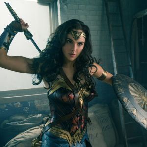Gal Gadot é muito mais do que a Mulher-Maravilha: o Purepeople listou algumas curiosidades sobre a atriz nesta quarta-feira, dia 31 de maio de 2017