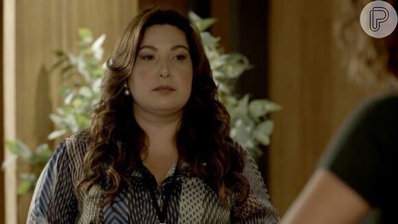 Mariana Xavier vive a secretária Abigail na novela 'A Força do Querer'