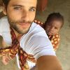 Bruno Gagliasso é pai da pequena Títi, menina africana adotada por ele Giovanna Ewbank no ano passado