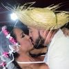 Belo renovou os votos de casamento com a mulher, Gracyanne Barbosa, em festa junina no ano passado