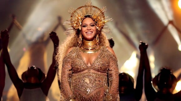 Beyoncé é mamãe outra vez! Nascem gêmeos da cantora com o rapper Jay-Z