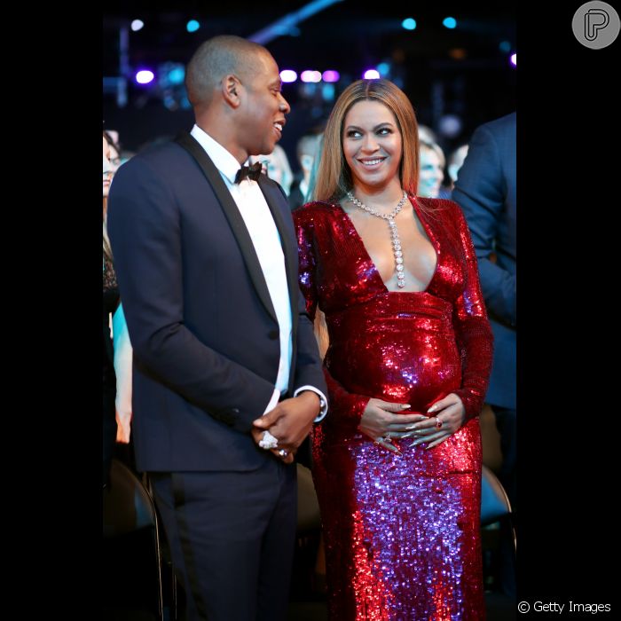Beyoncé e o marido, Jay-Z, em momento fofo, durante premiação - Purepeople